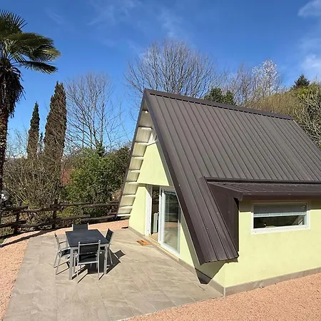 E 55 Apartman *