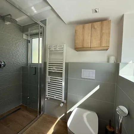 E 55 Apartman Brezzo
